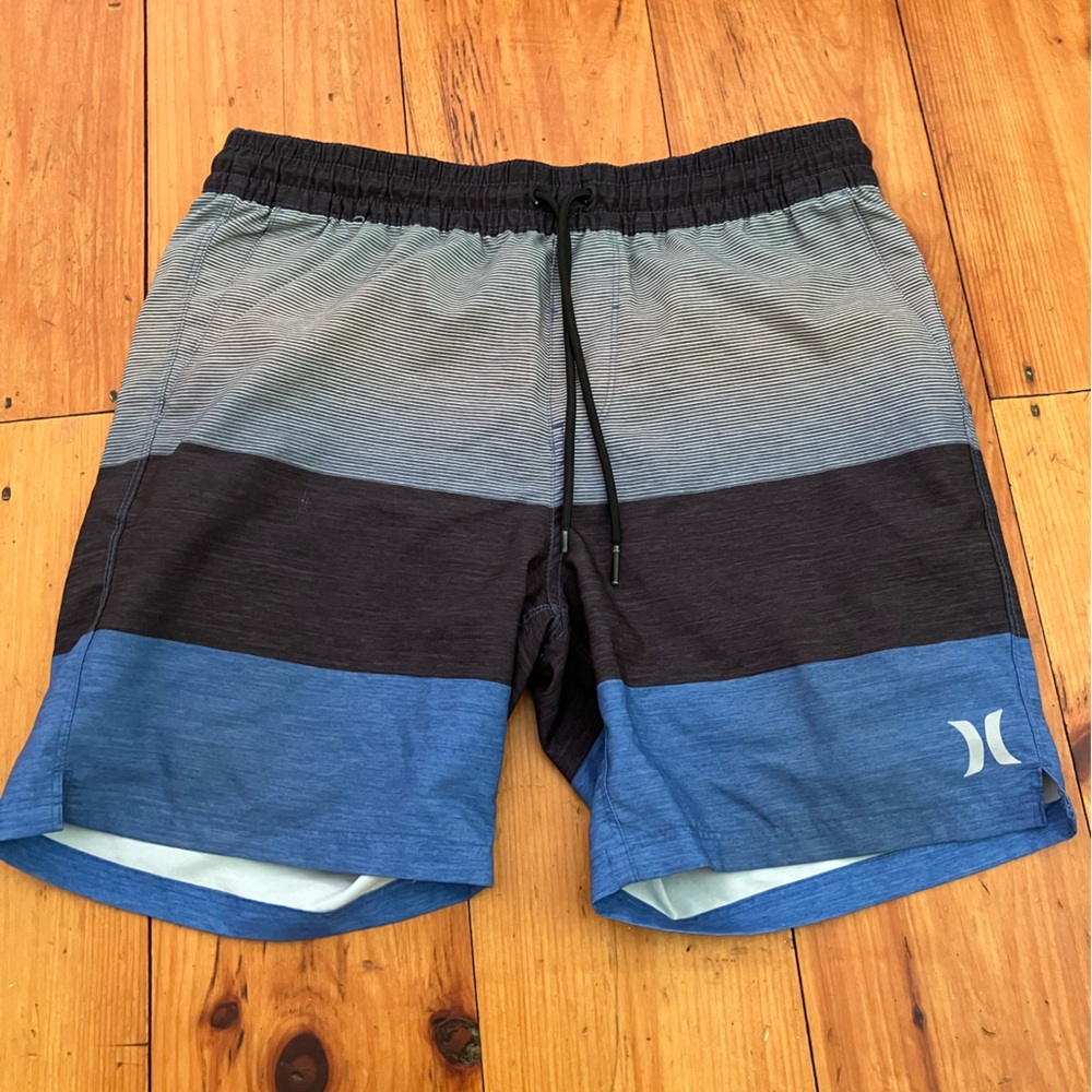Hurley volley swim shorts with Liner